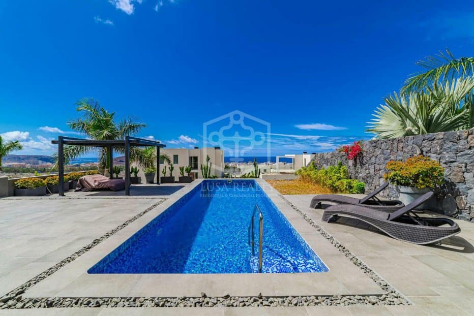 Villa Adeje, Tenerife, Spānijā 3 istabas, 336 m2 Nr. 120005