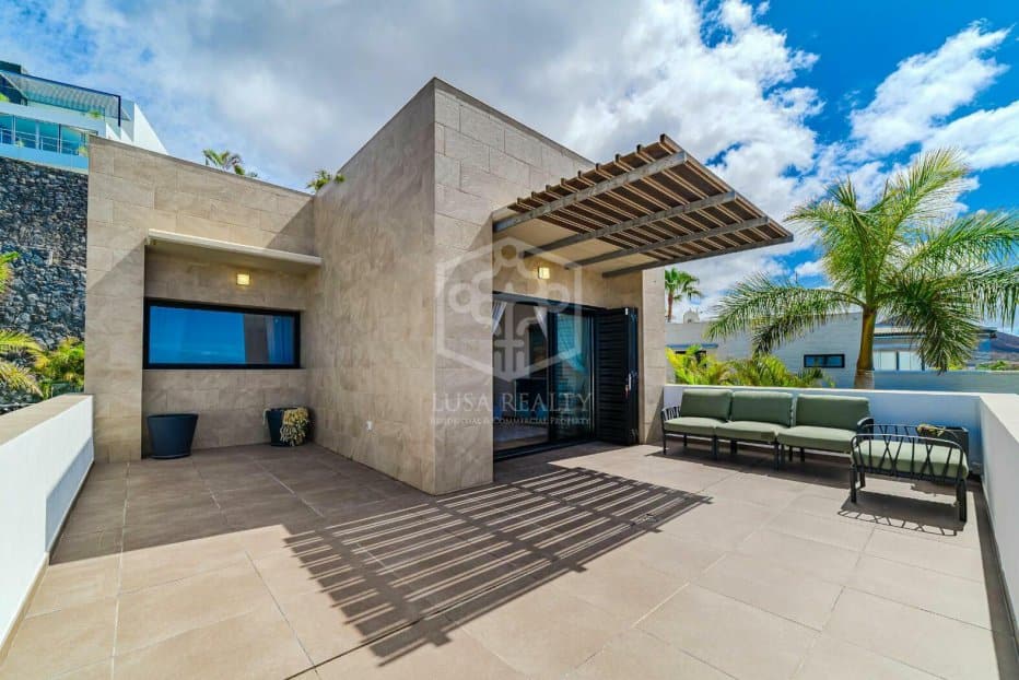 Villa Adeje, Tenerife, Spānijā 3 istabas, 336 m2 Nr. 120005