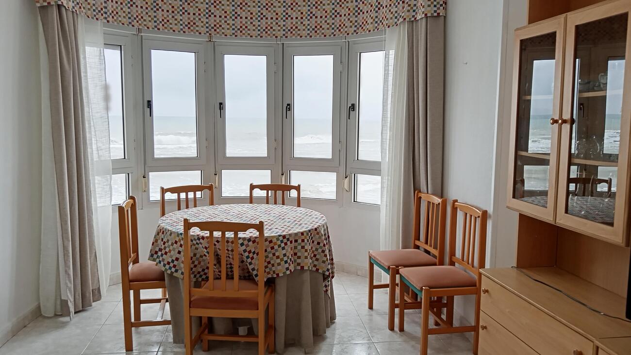 Apartamento en Torrevieja, Alicante, España 3 dormitorios,  No. 124980