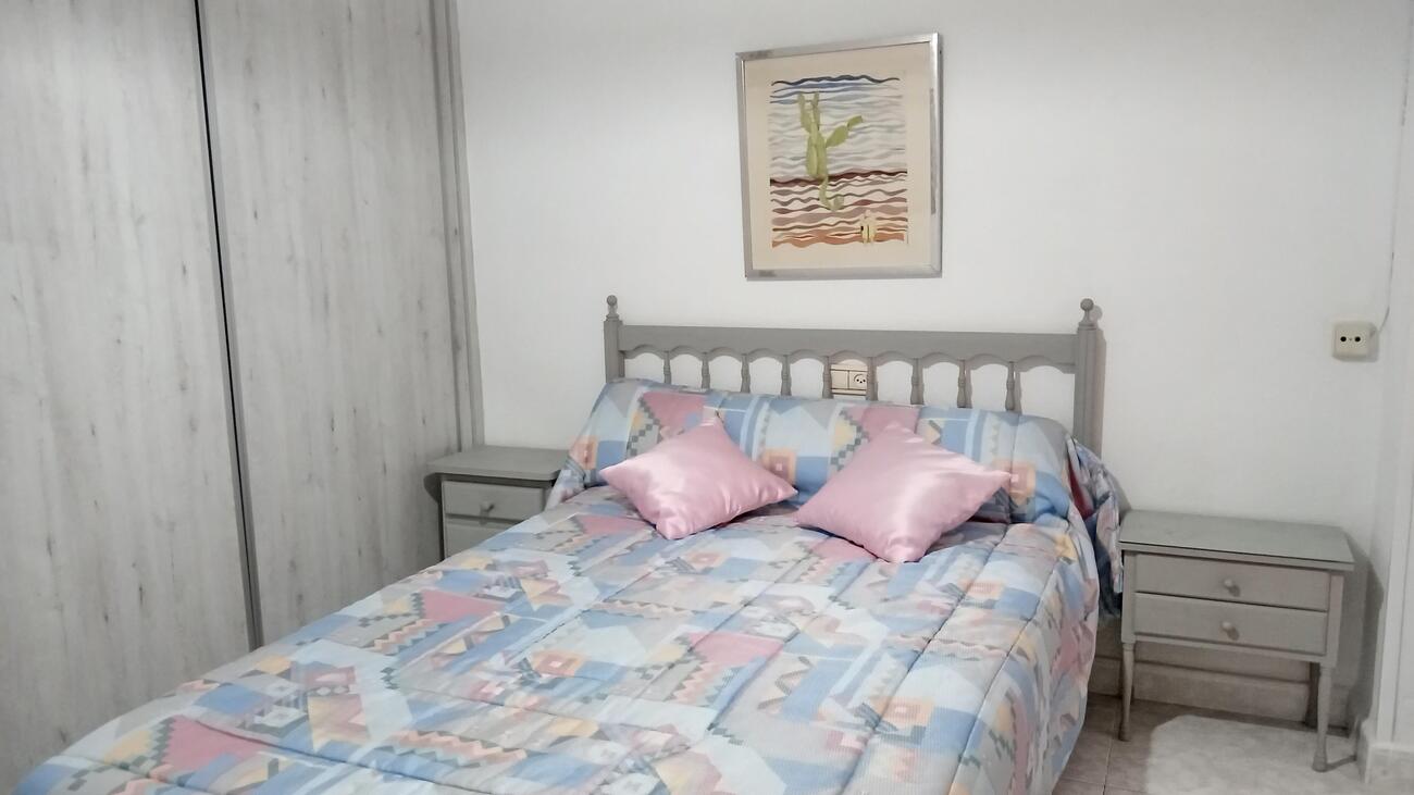 Apartamento en Torrevieja, Alicante, España 3 dormitorios,  No. 124980
