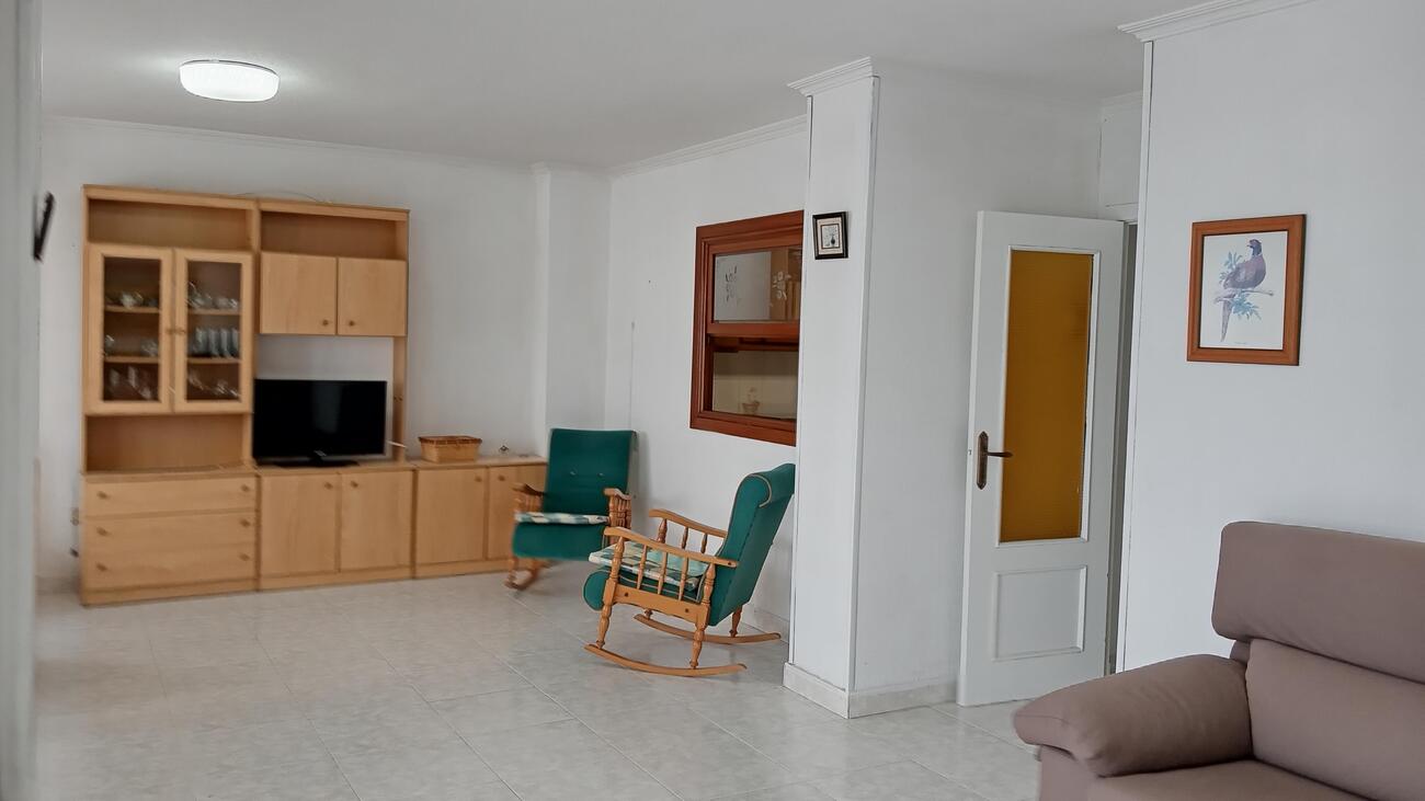 Apartamento en Torrevieja, Alicante, España 3 dormitorios,  No. 124980
