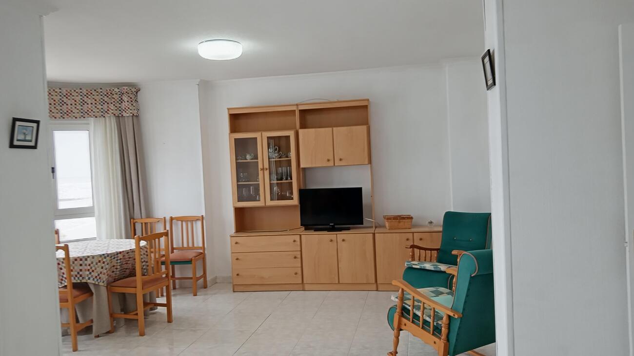 Apartamento en Torrevieja, Alicante, España 3 dormitorios,  No. 124980