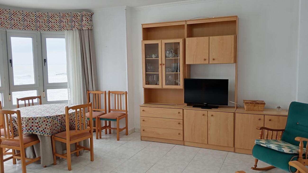 Apartamento en Torrevieja, Alicante, España 3 dormitorios,  No. 124980