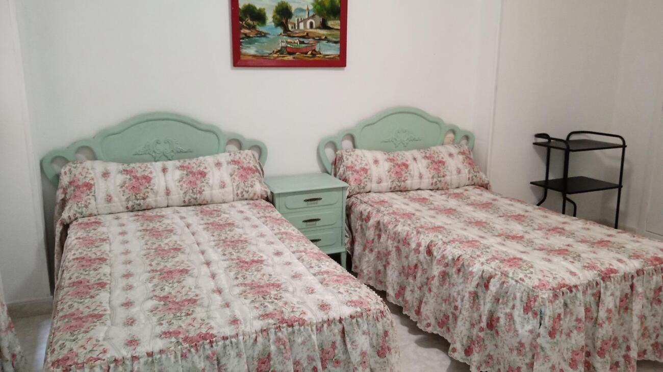 Apartamento en Torrevieja, Alicante, España 3 dormitorios,  No. 124980