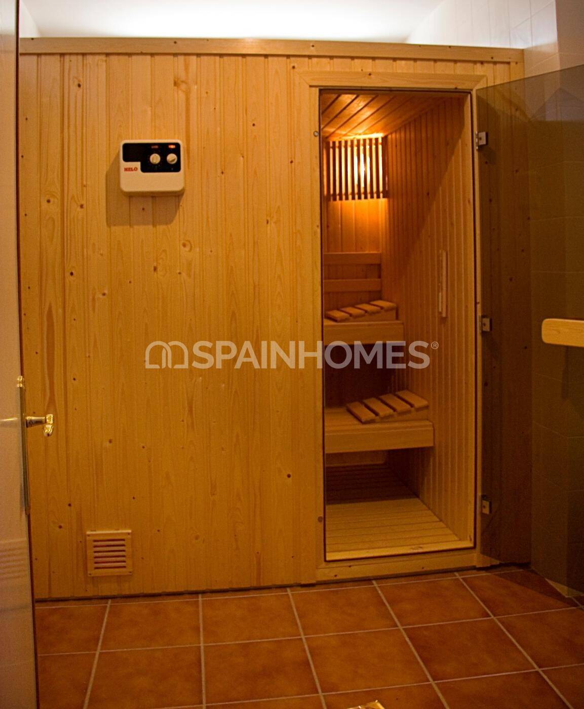 Apartamento en Fuengirola, Málaga, España 2 dormitorios, 71 m2 No. 121194