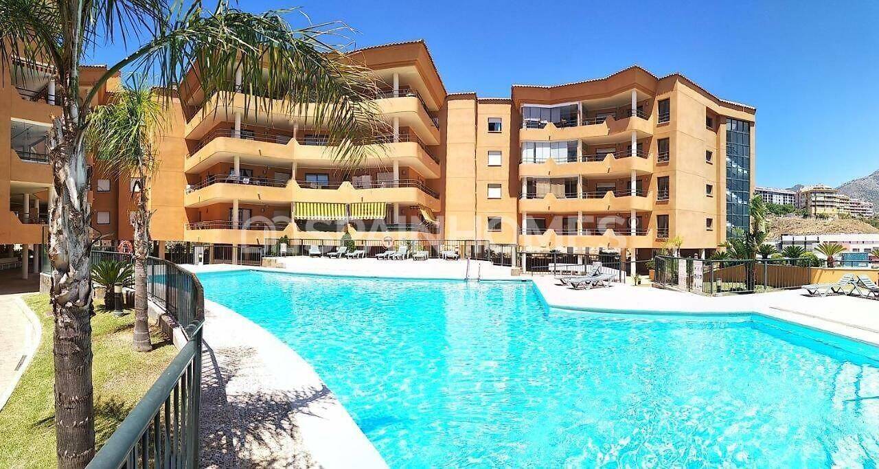 Apartamento en Fuengirola, Málaga, España 2 dormitorios, 71 m2 No. 121194