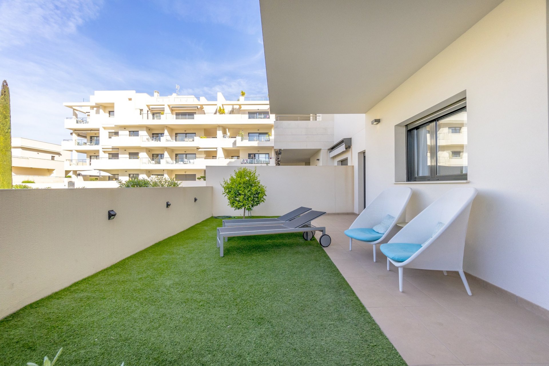 Квартира в Ориуэла, Аликанте, Испания 2 спальни, 80м2 №129572