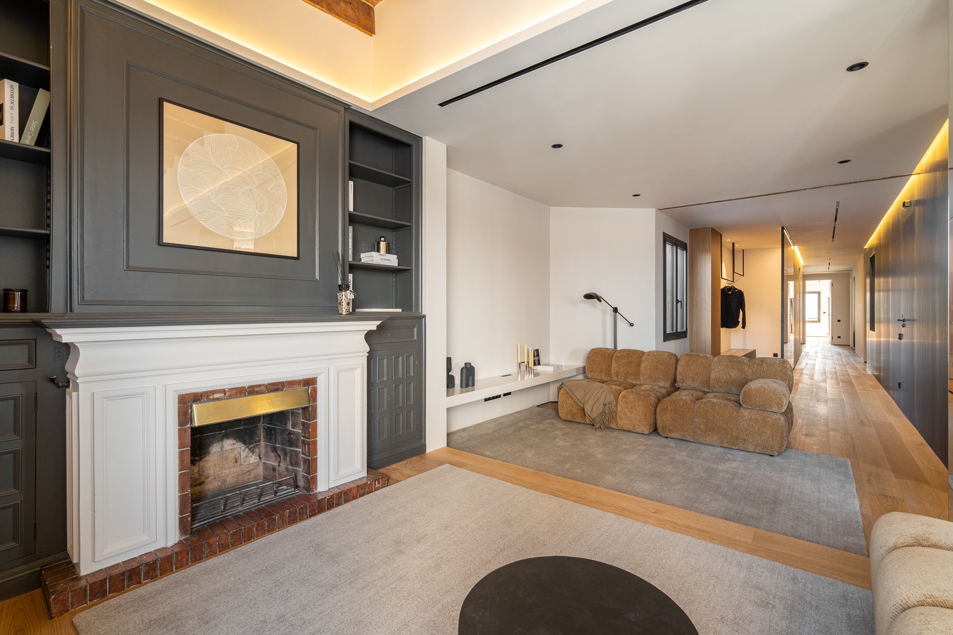 Apartamento en Barcelona, España 4 dormitorios, 268 m2 No. 130264