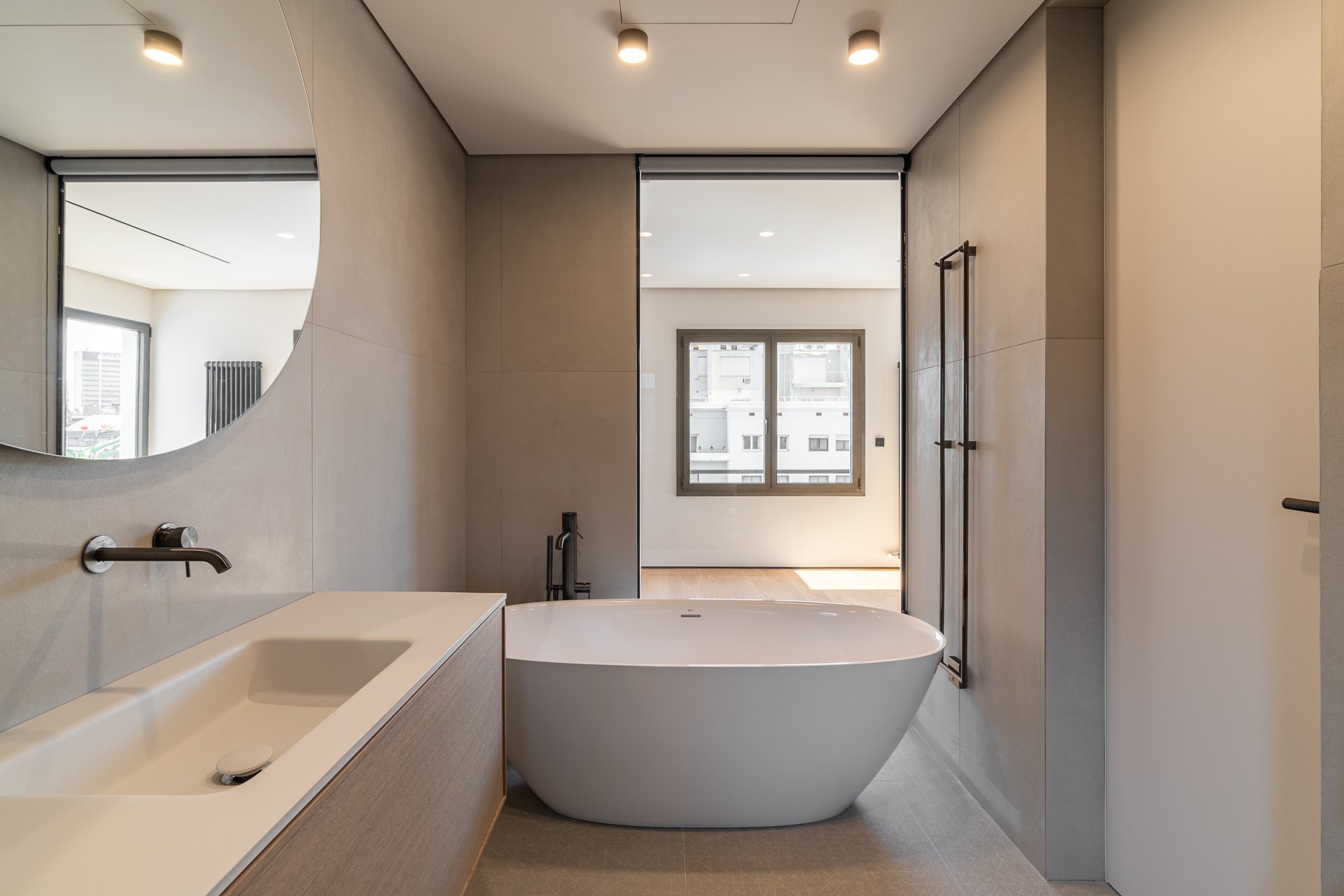 Apartamento en Barcelona, España 4 dormitorios, 268 m2 No. 130264