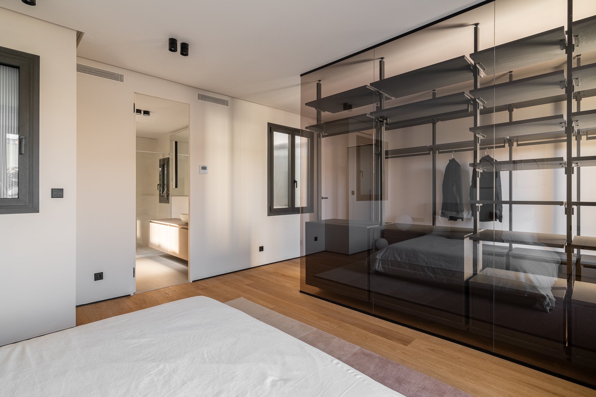 Apartamento en Barcelona, España 4 dormitorios, 268 m2 No. 130264