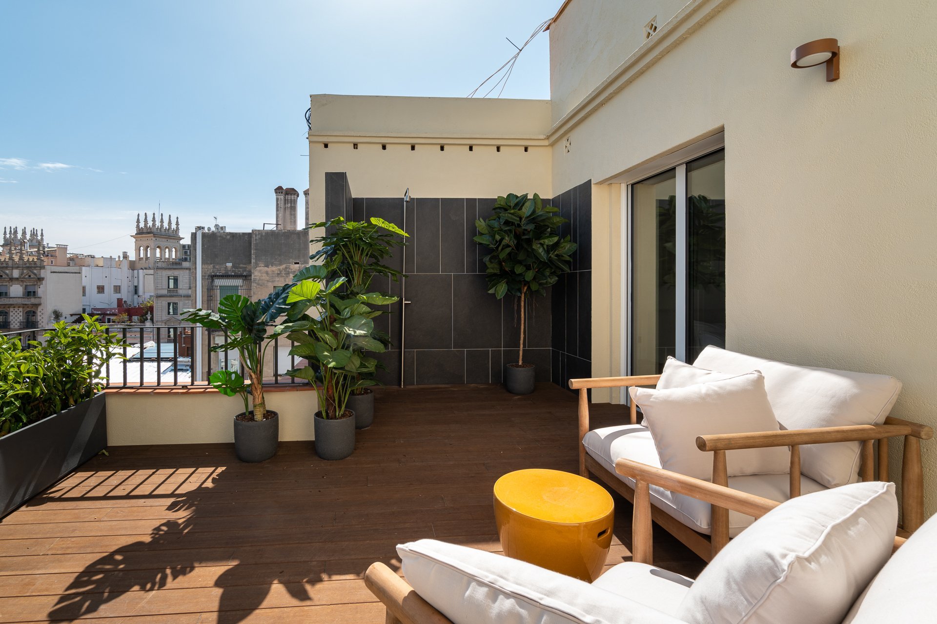 Apartamento en Barcelona, España 4 dormitorios, 268 m2 No. 130264