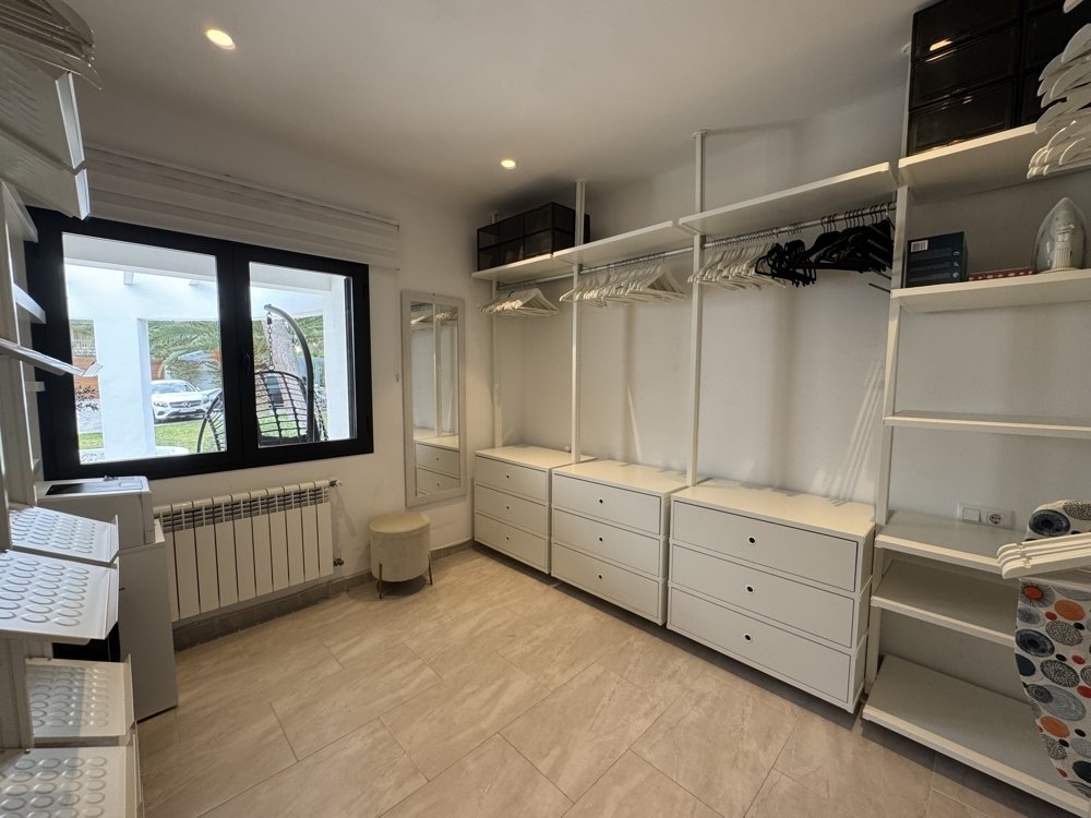 Huvila Santa Ponsa, Mallorca, Espanja 3 makuuhuonetta, 200 m2 No. 121958