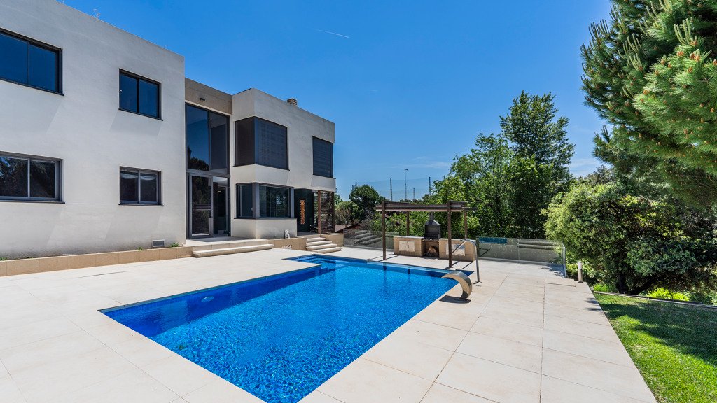 Villa in Madrid, Spanien 8 Schlafzimmer, 700 m2 Nr. 121957