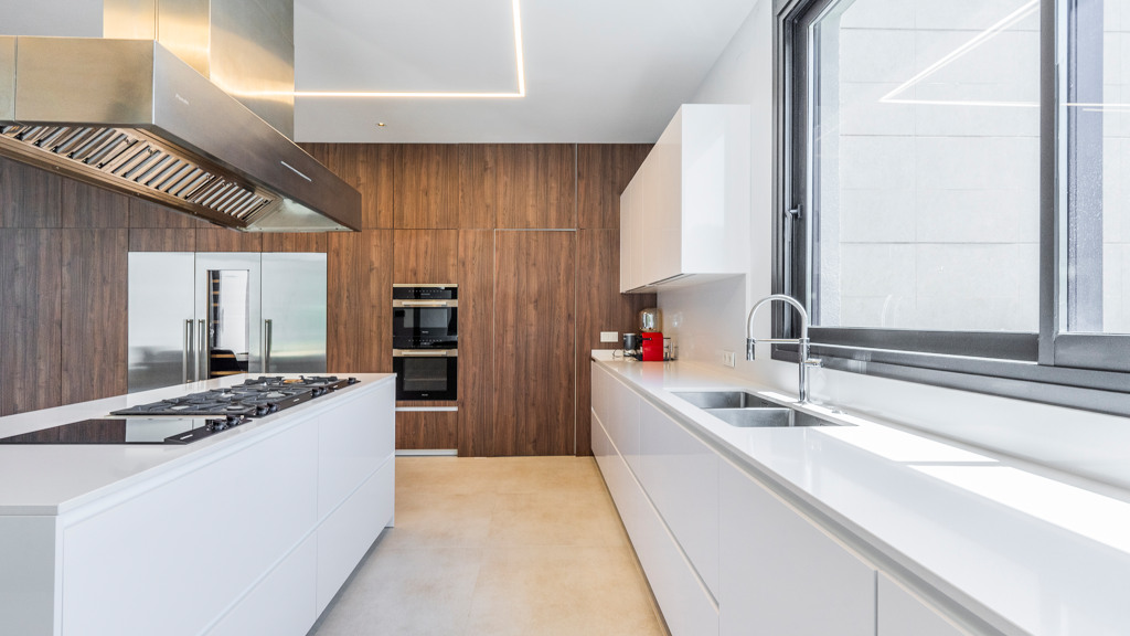 Villa in Madrid, Spanien 8 Schlafzimmer, 700 m2 Nr. 121957