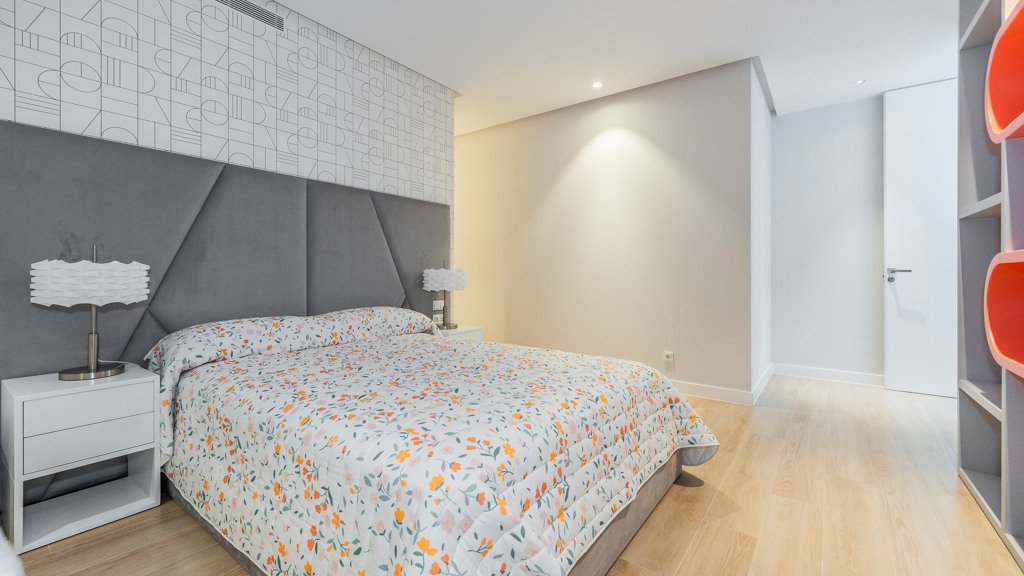Villa in Madrid, Spanien 8 Schlafzimmer, 700 m2 Nr. 121957