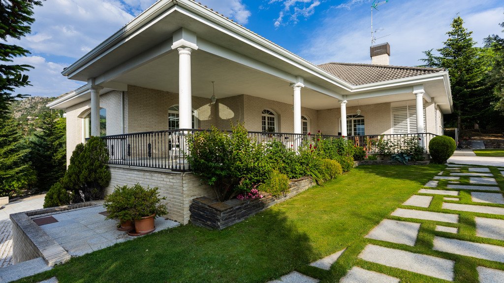 Villa en Dominio de Fontenebro, Madrid, España 5 dormitorios, 780 m2 No. 124750