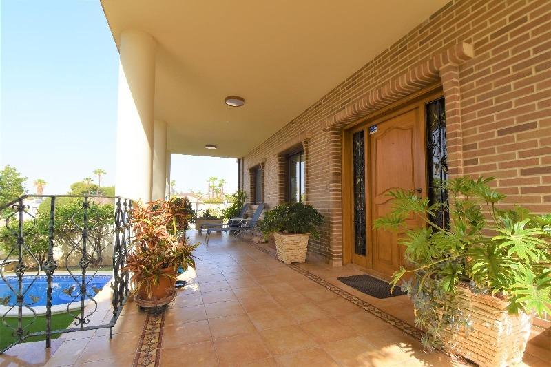Villa in Ciudad Quesada, Alicante, Spain 5 bedrooms, 369 sq.m. No. 125764