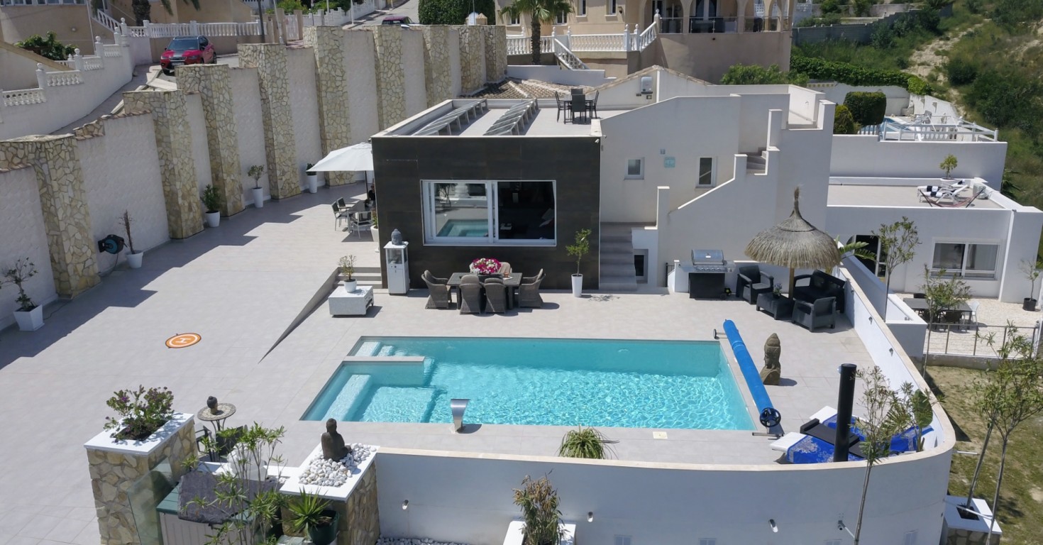Villa à Ciudad Quesada, Alicante, Espagne 6 chambres, 215 m2 No. 128944