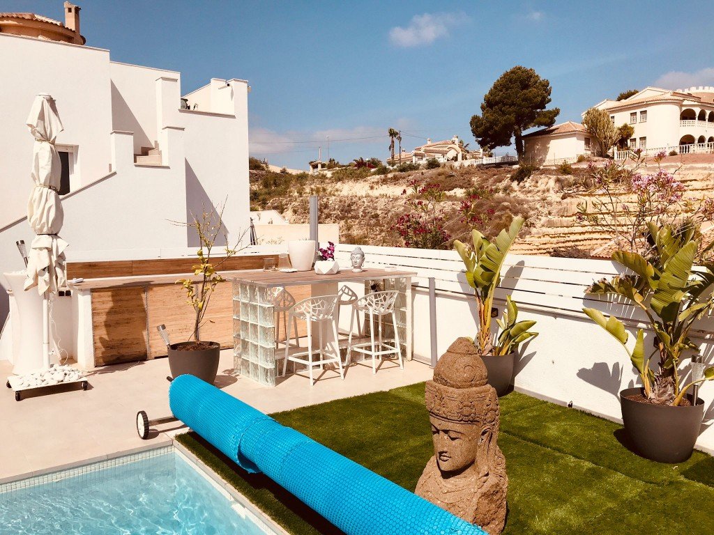 Villa à Ciudad Quesada, Alicante, Espagne 6 chambres, 215 m2 No. 128944