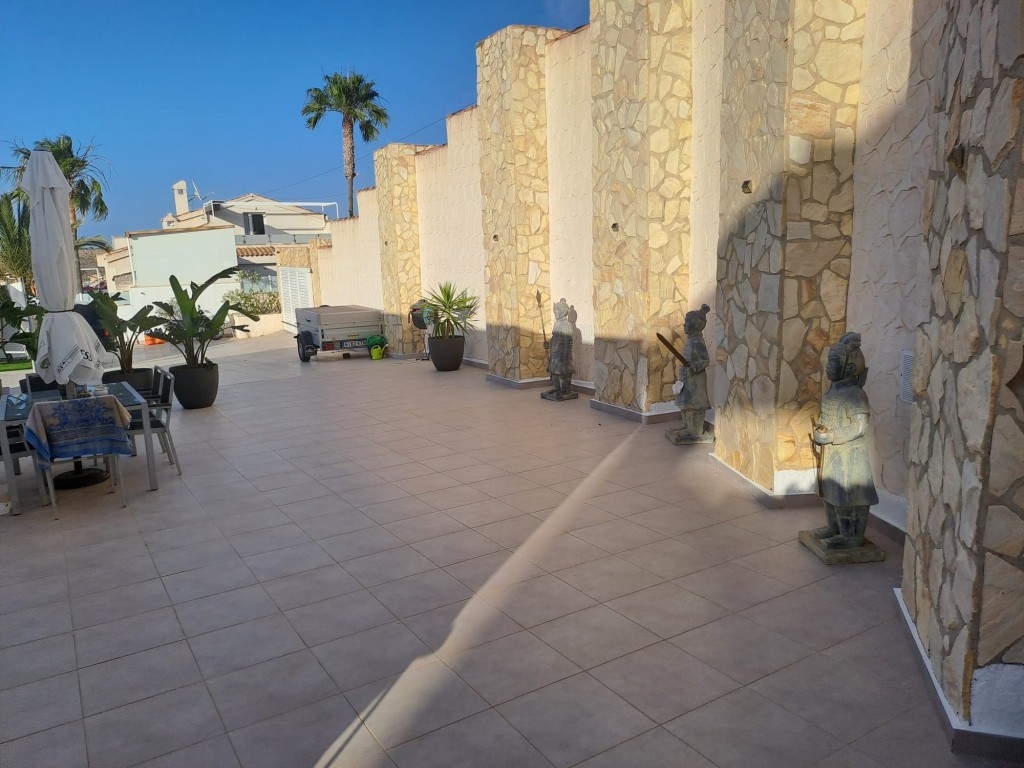 Villa à Ciudad Quesada, Alicante, Espagne 6 chambres, 215 m2 No. 128944
