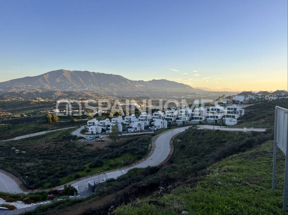 Villa i Mijas, Malaga, Spanien 5 sovrum, 467 kvm. Nr. 131081