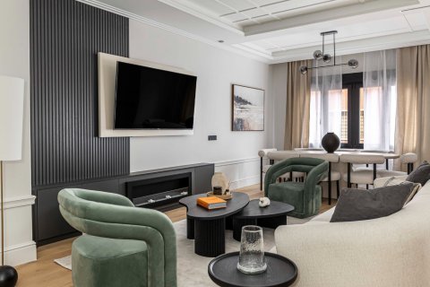 Huoneisto Madrid, Espanja 3 makuuhuonetta, 205 m2 No. 122742