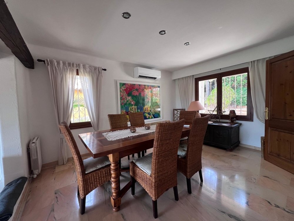 Villa en Bendinat, Mallorca, España 5 dormitorios, 400 m2 No. 129537