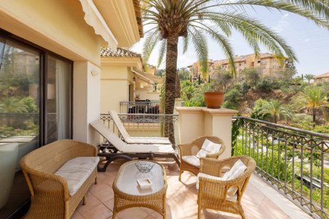 Apartment à Marbella, Malaga, Espagne 2 chambres, 108.74 m2 No. 122514