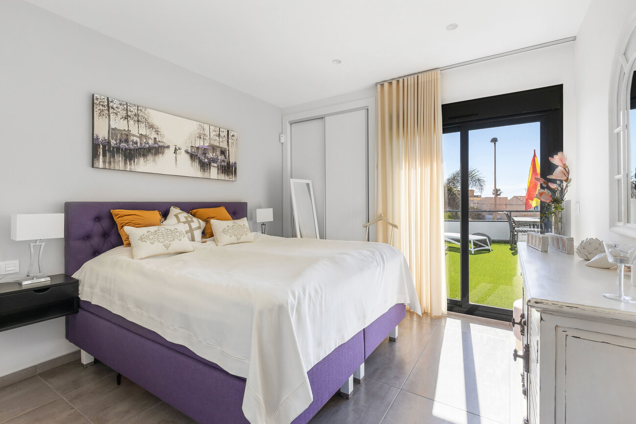 Villa i Torrevieja, Alicante, Spanien 4 sovrum,  Nr. 125370