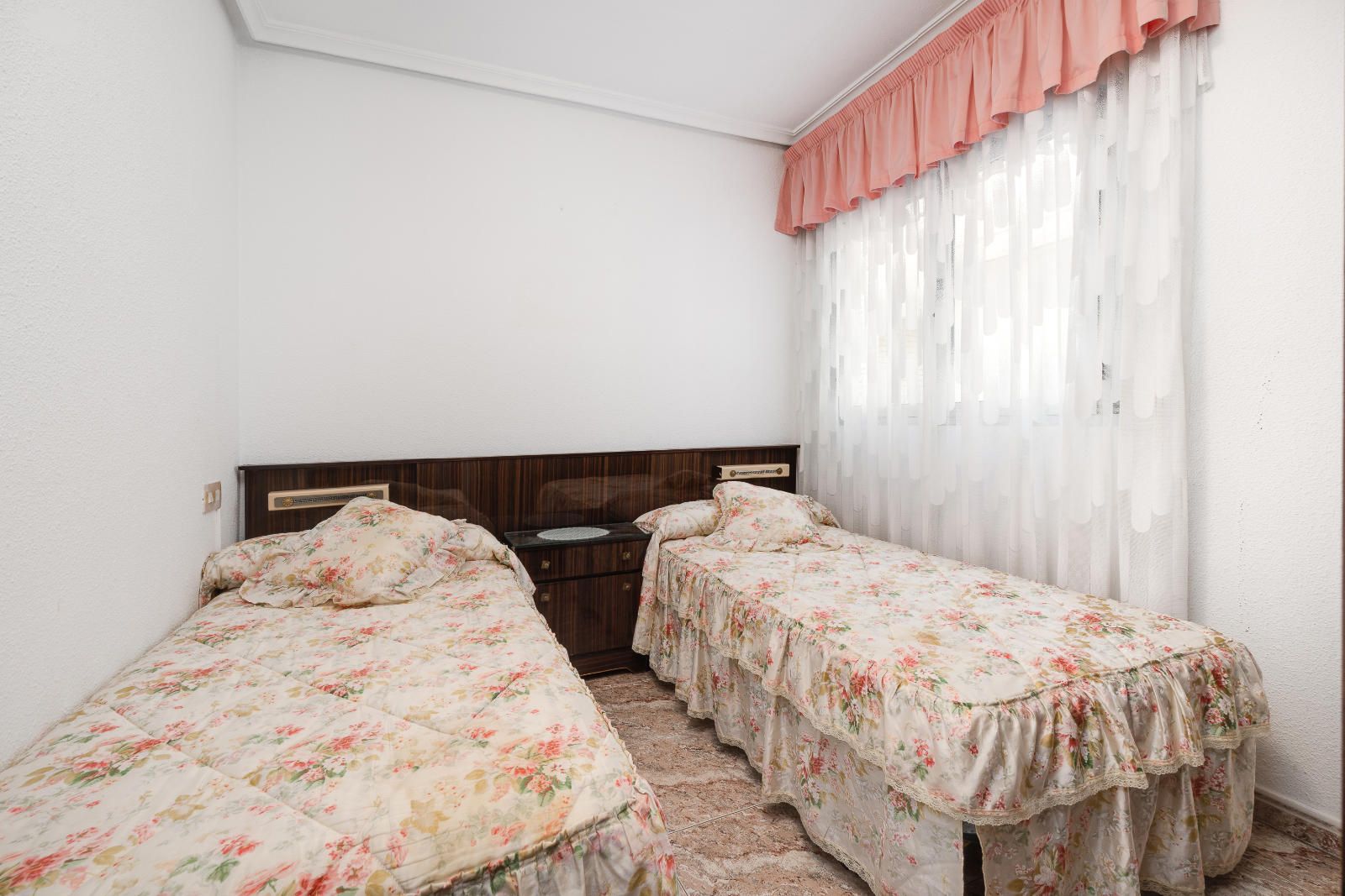 Apartment in Guardamar del Segura, Alicante, Spain 4 bedrooms, 131 sq.m. No. 124893