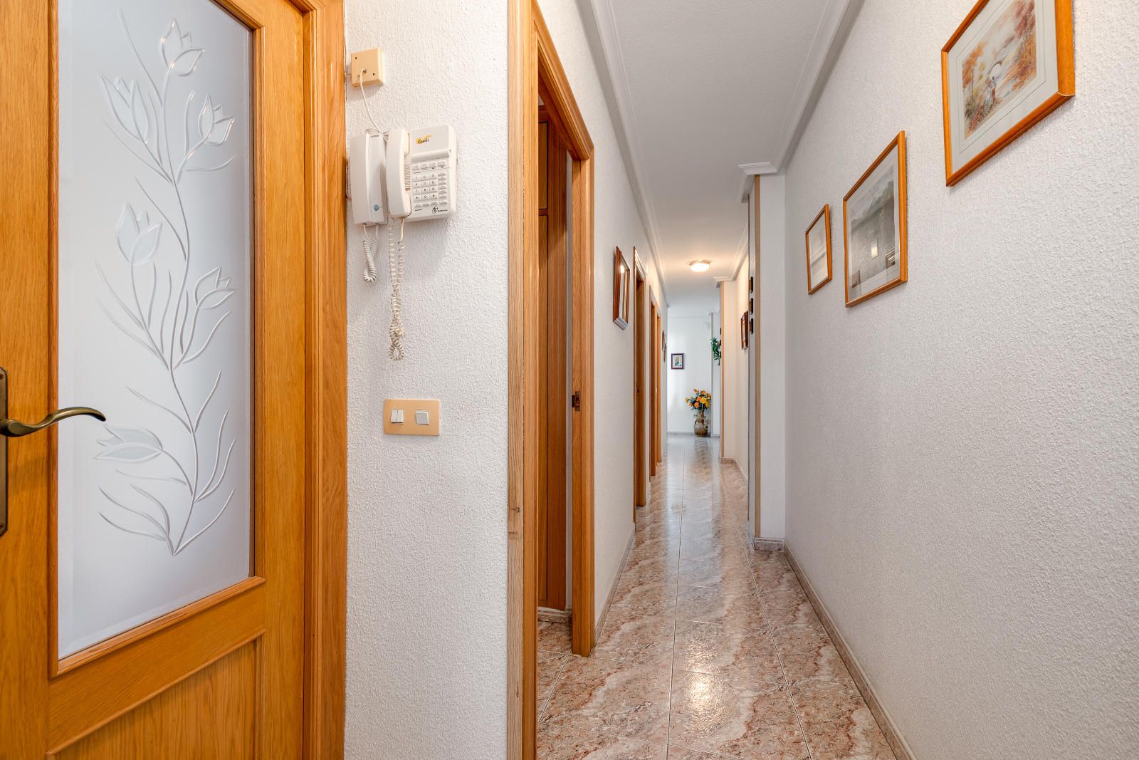 Apartment in Guardamar del Segura, Alicante, Spain 4 bedrooms, 131 sq.m. No. 124893