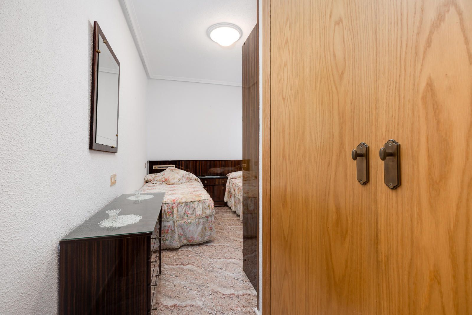 Apartment in Guardamar del Segura, Alicante, Spain 4 bedrooms, 131 sq.m. No. 124893