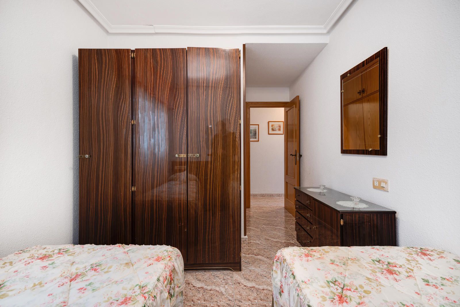 Apartment in Guardamar del Segura, Alicante, Spain 4 bedrooms, 131 sq.m. No. 124893