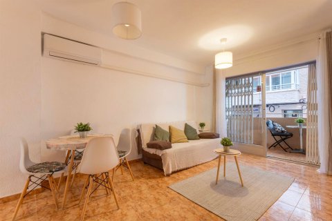 Apartamento en Cabo Cervera-Playa la Mata, Alicante, España 3 dormitorios, 90 m2 No. 124892
