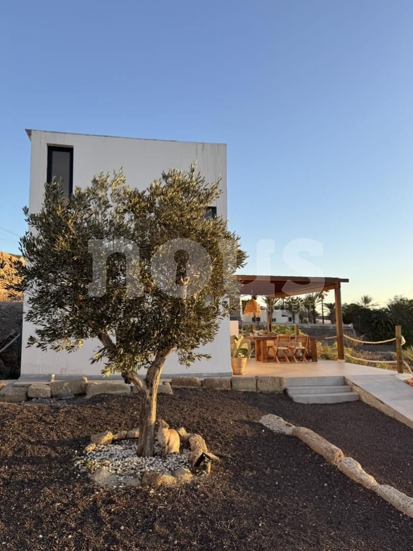 Villa a Tenerife, Spagna 2 camere da letto, 130 mq. N° 127596