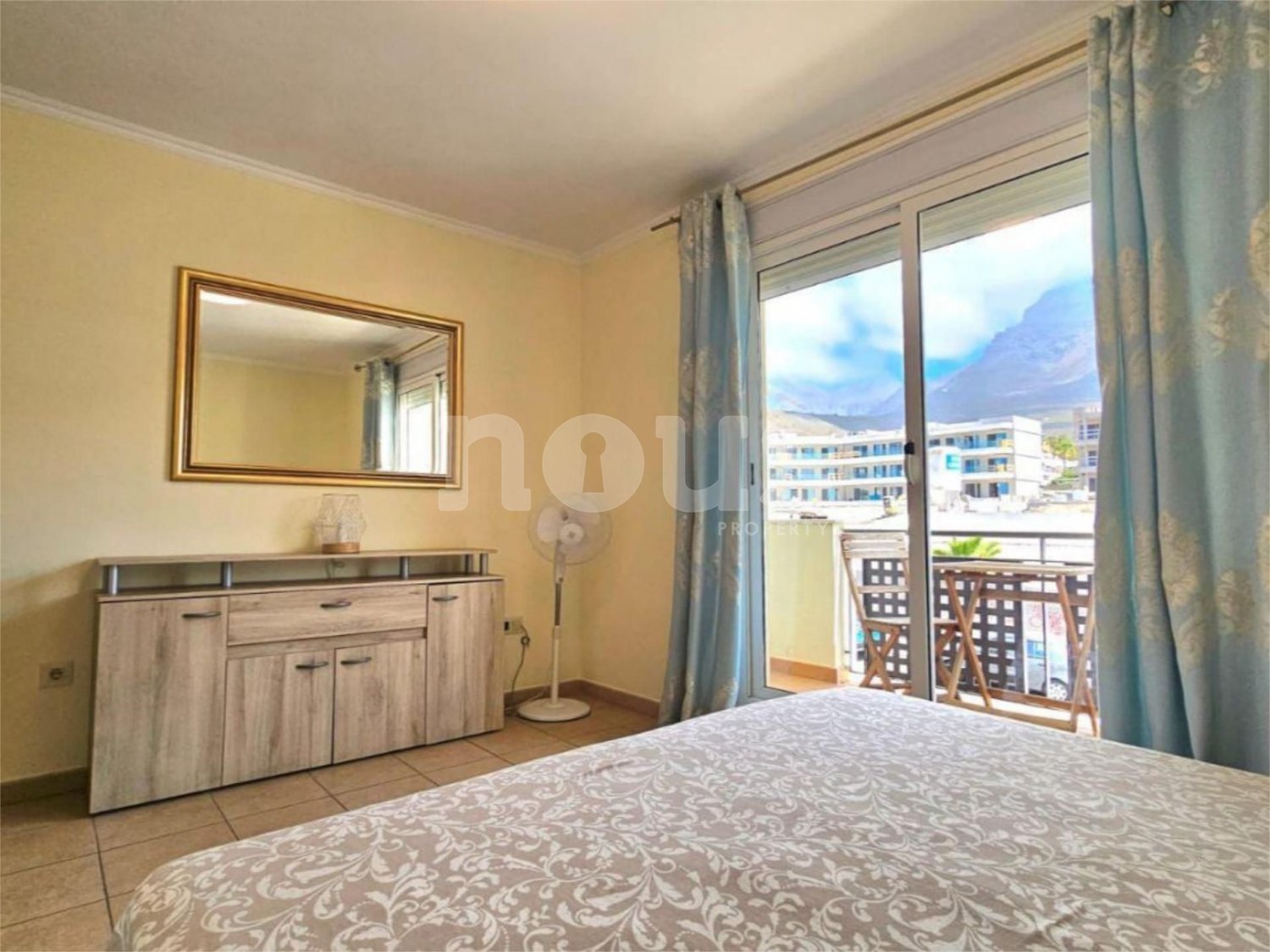 Radhus i Adeje, Tenerife, Spanien 3 sovrum, 189 kvm. Nr. 127590