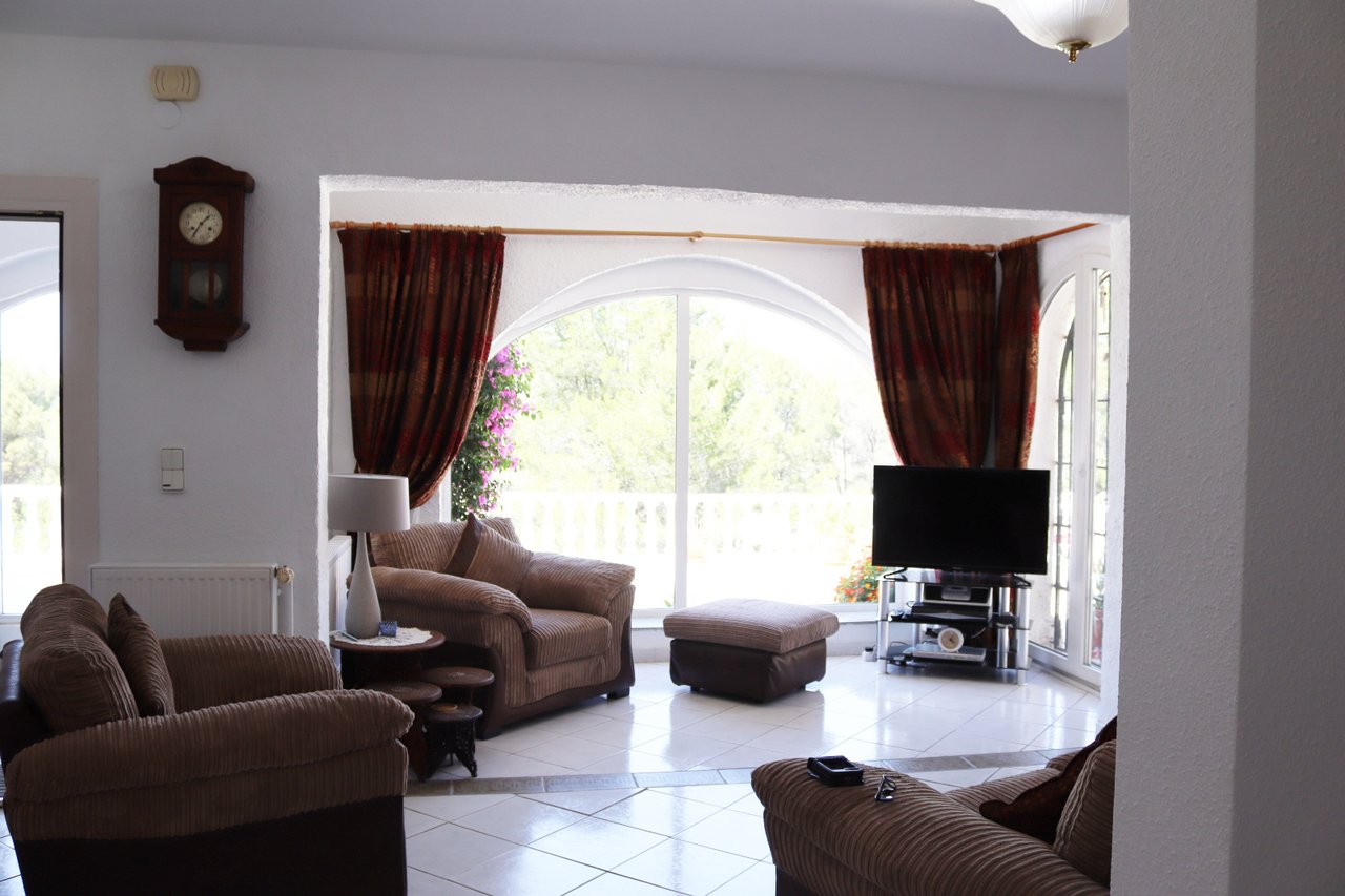 Villa i Parcent, Alicante, Spanien 5 sovrum, 170 kvm. Nr. 131963