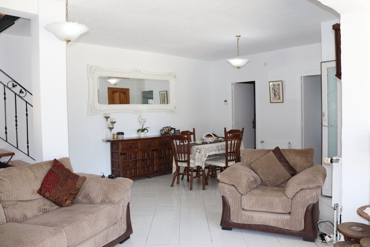 Villa i Parcent, Alicante, Spanien 5 sovrum, 170 kvm. Nr. 131963