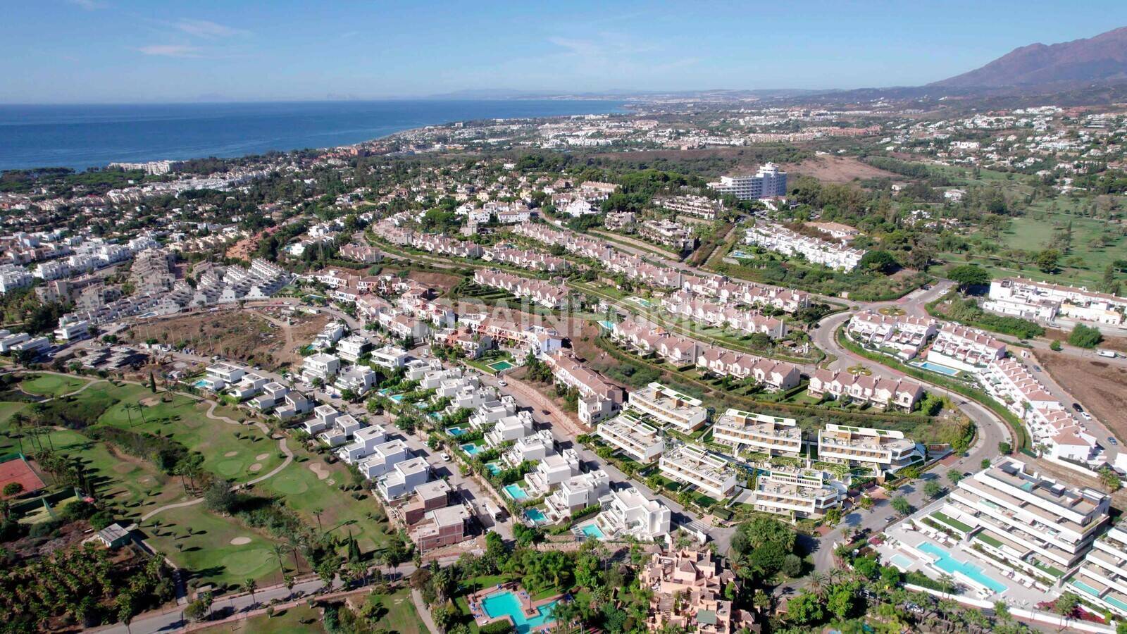 Villa in Estepona, Malaga, Spanien 4 Schlafzimmer, 265 m2 Nr. 121103