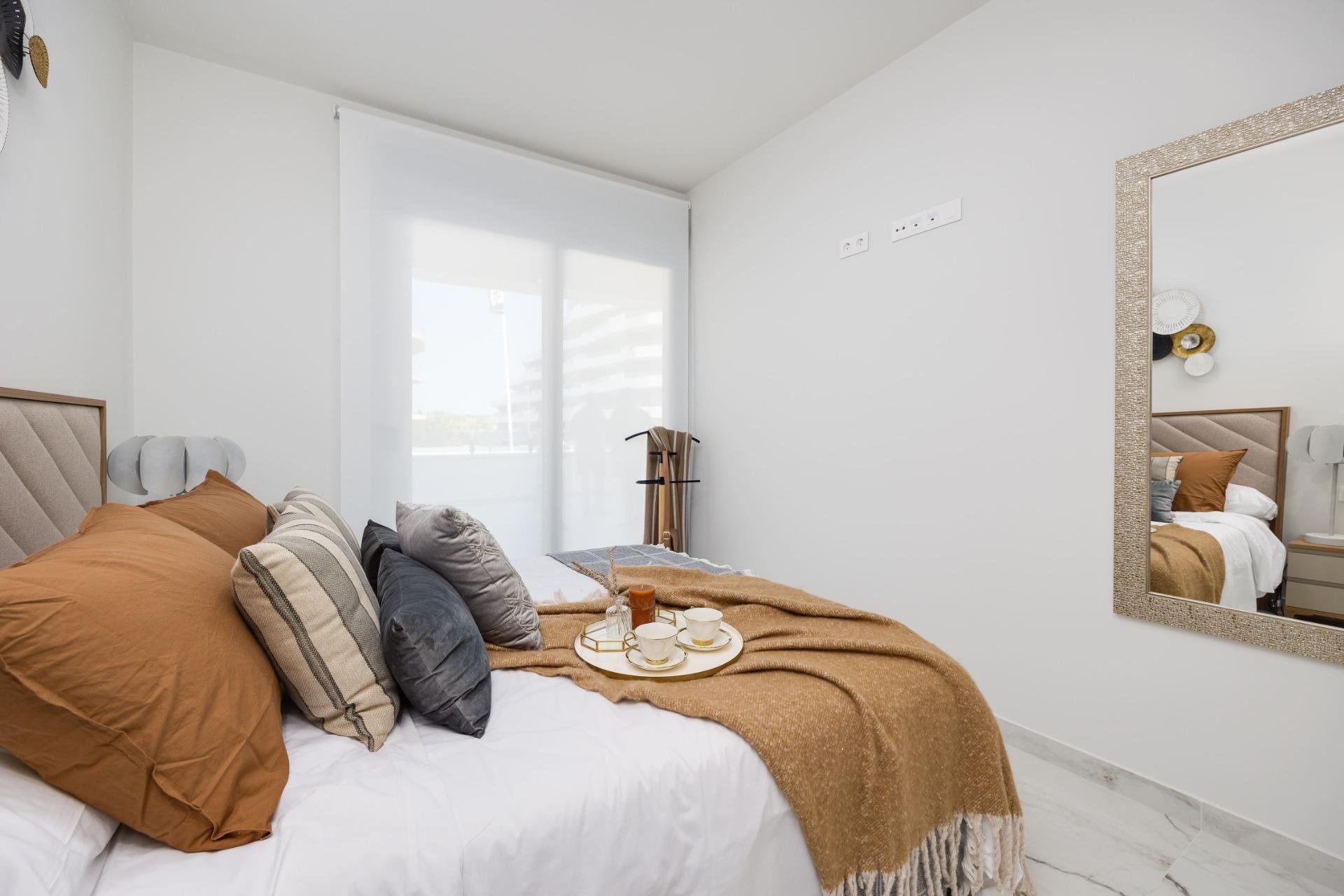 Appartamento a San Miguel de Salinas, Alicante, Spagna 2 camere da letto, 70 mq. N° 128596