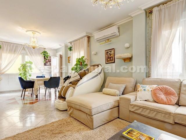 Lägenhet i Malaga, Spanien 5 sovrum, 180 kvm. Nr. 128606
