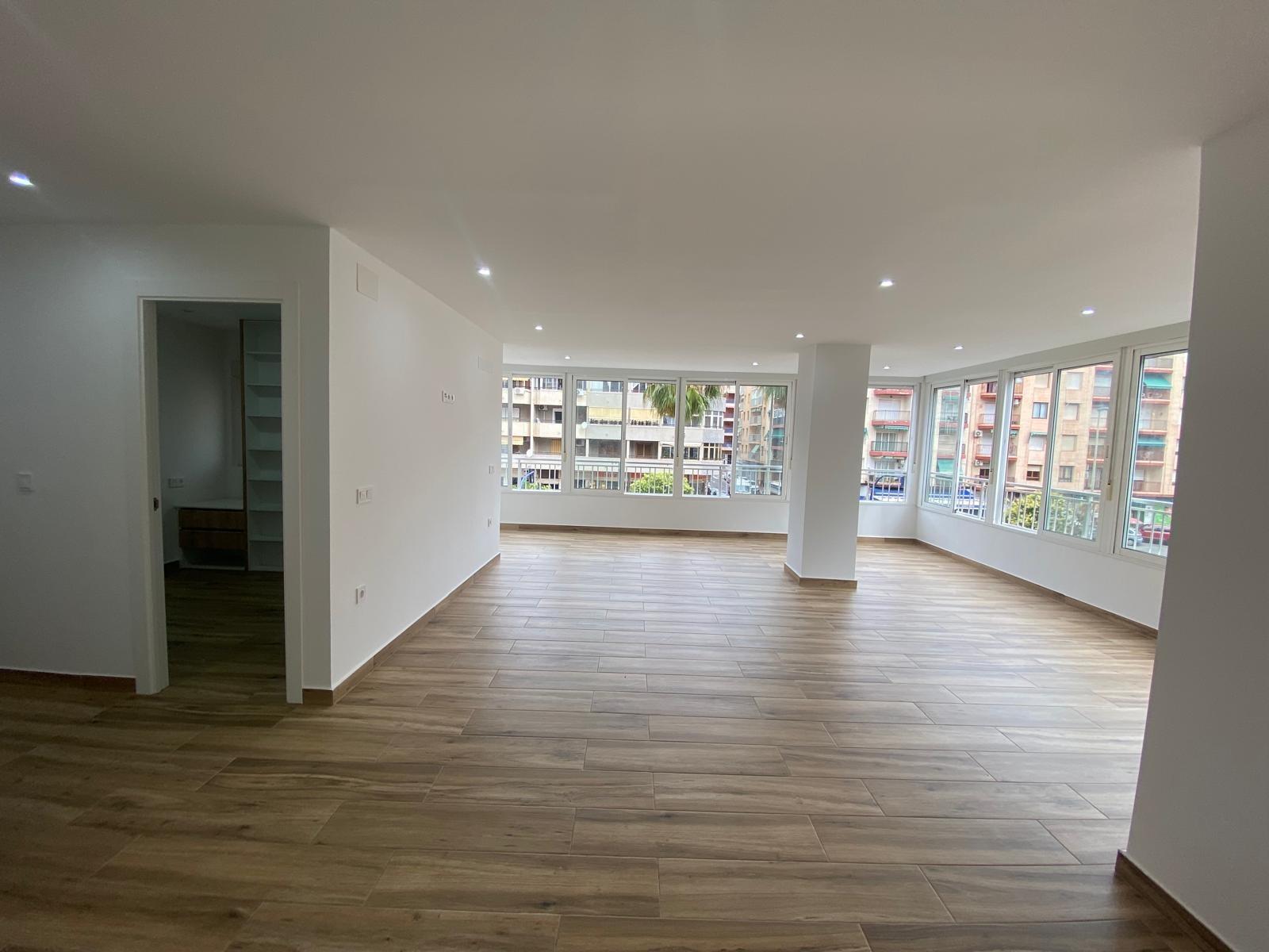 Квартира в Торревьеха, Аликанте, Испания 3 спальни, 88м2 №130591