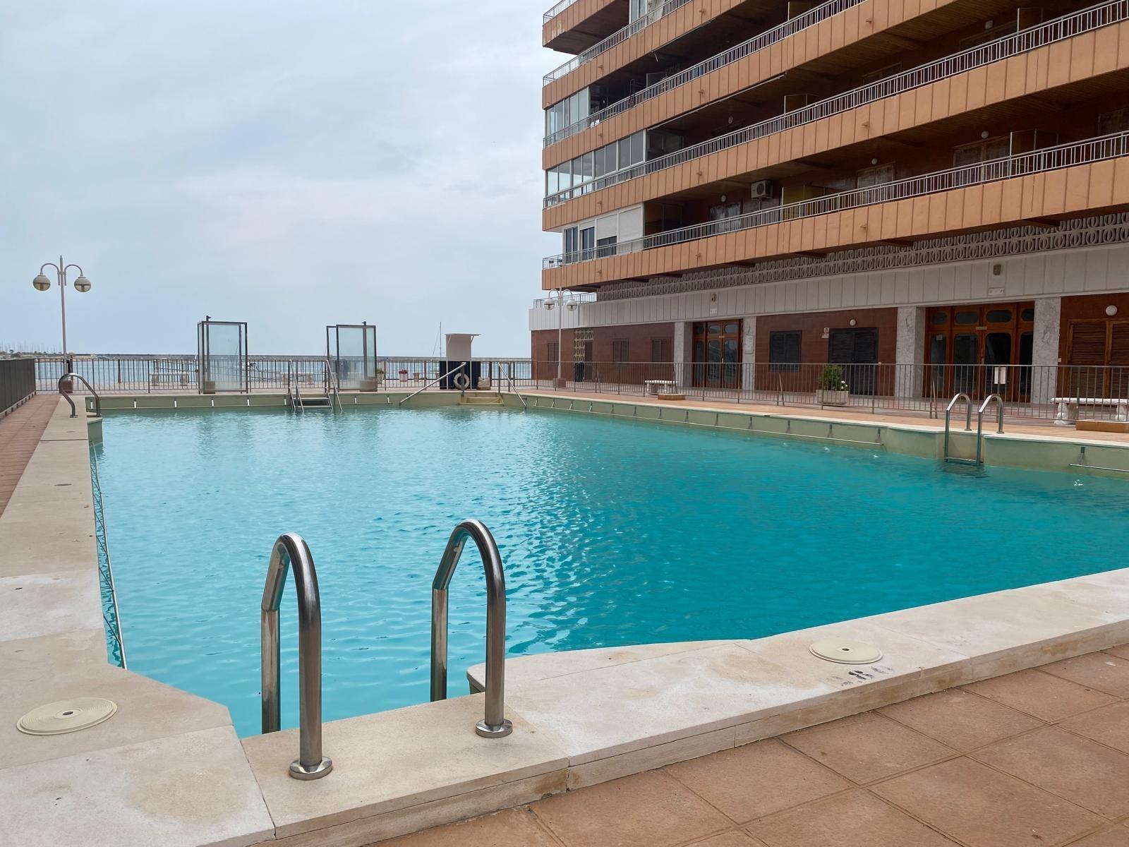 Квартира в Торревьеха, Аликанте, Испания 3 спальни, 88м2 №130591