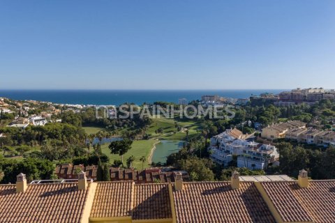Apartment in Benalmadena, Malaga, Spain 2 bedrooms, 64 sq.m. No. 122038