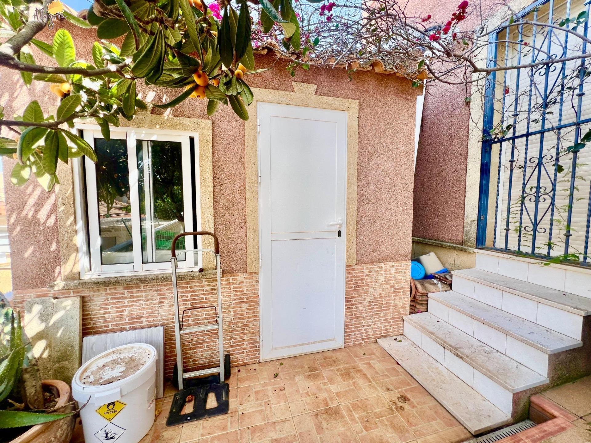 Willa w Torrevieja, Alicante, Hiszpania 3 sypialnie, 253 mkw. nr 127165