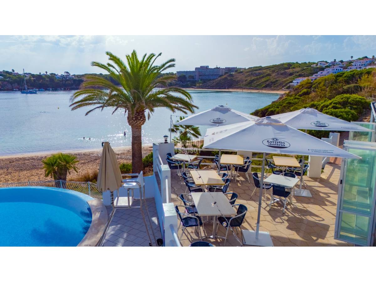 Kahvila / Ravintola Es Mercadal, Menorca, Espanja 181 m2 No. 130856