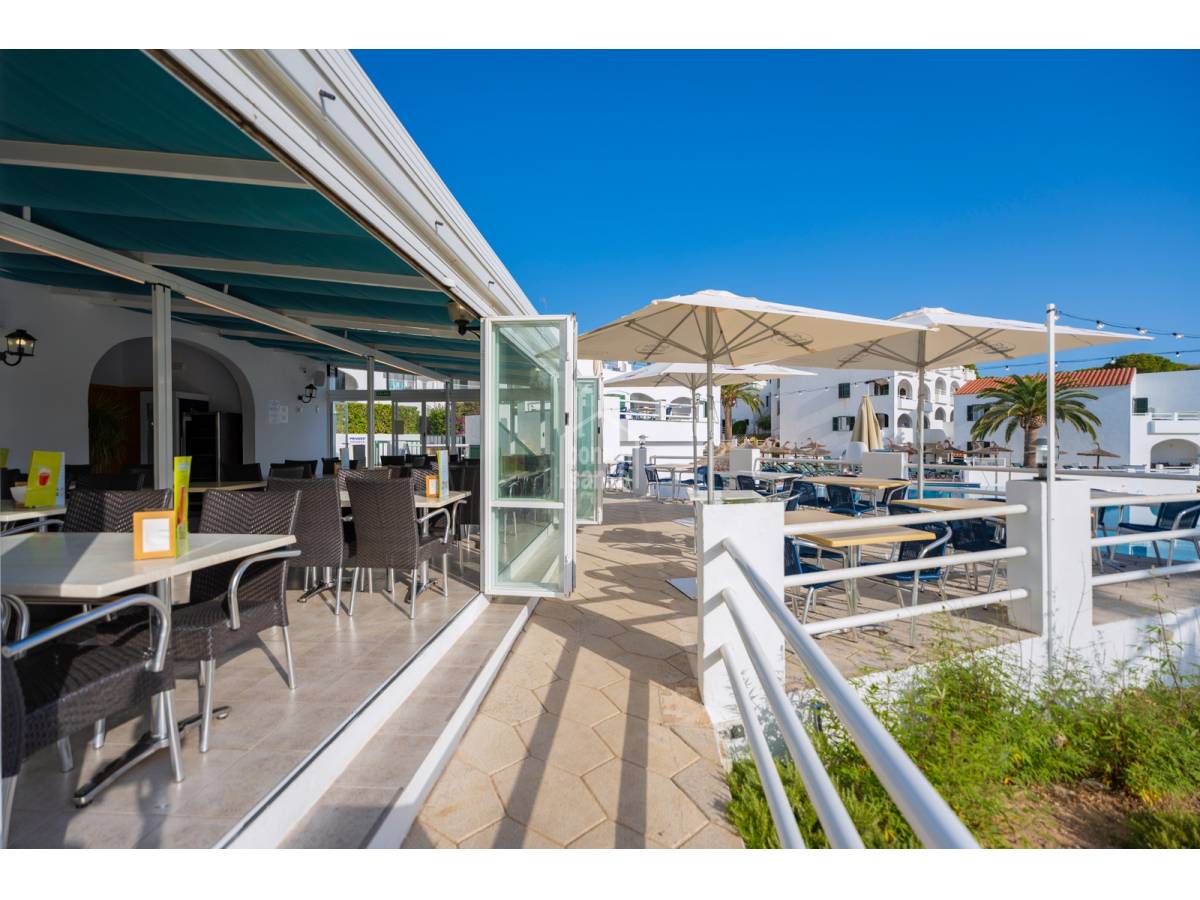 Kahvila / Ravintola Es Mercadal, Menorca, Espanja 181 m2 No. 130856