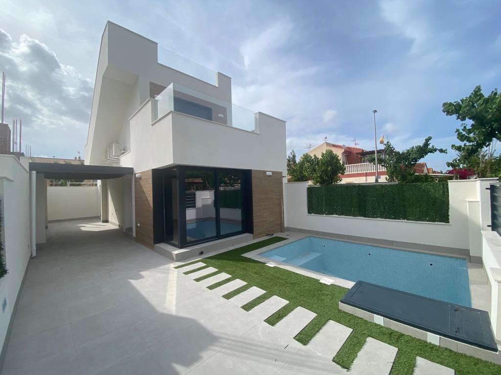 Villa in Los Alcazares, Murcia, Spain 3 bedrooms, 101 sq.m. No. 128543