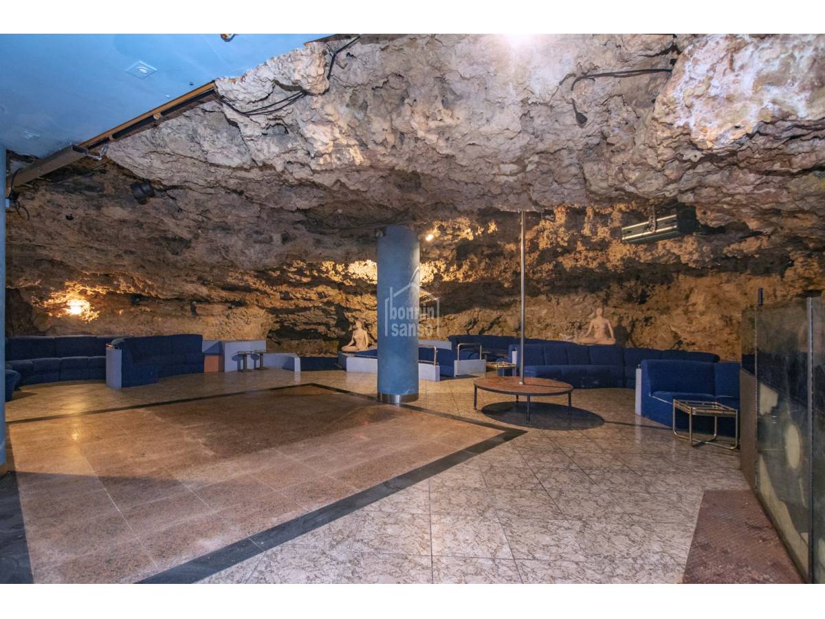 Commercial property in Son Vilar, Menorca, Spain 10 bedrooms, 1163 sq.m. No. 129591