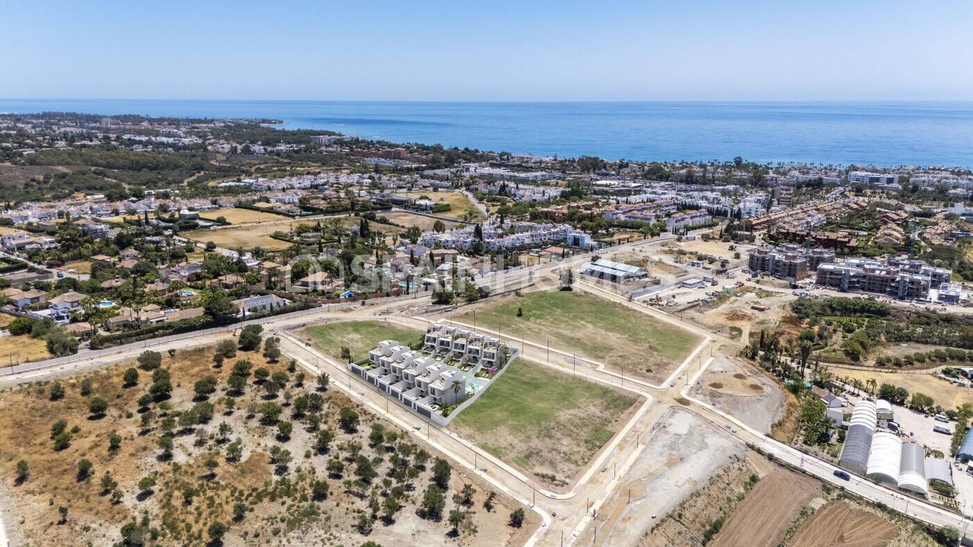 Villa i Estepona, Malaga, Spanien 3 sovrum, 172 kvm. Nr. 120861